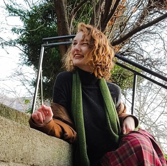 Meet your Posher, Michaela - Picture 1 of 3